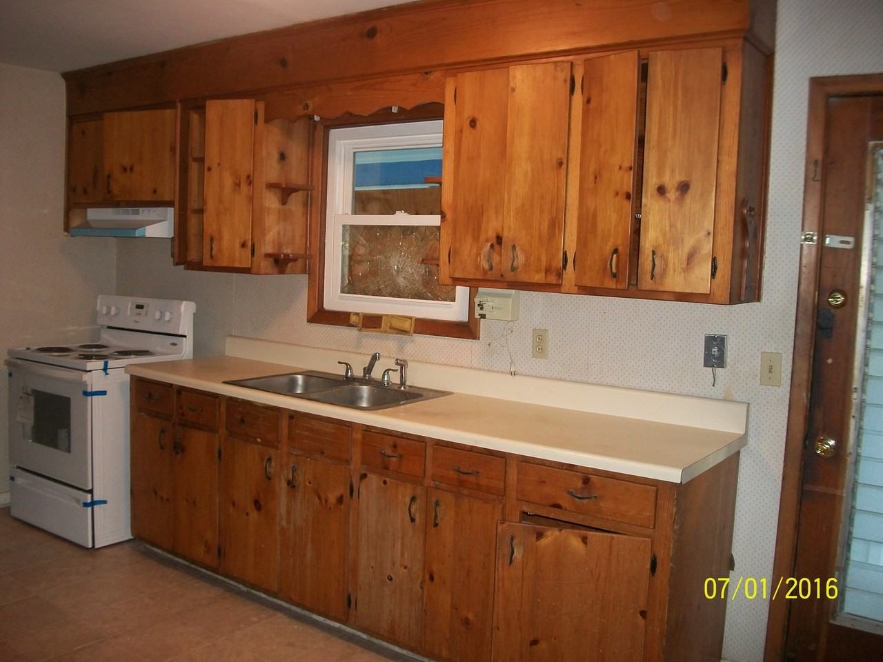 2851 Wells Dr - Photo 6 of 17
