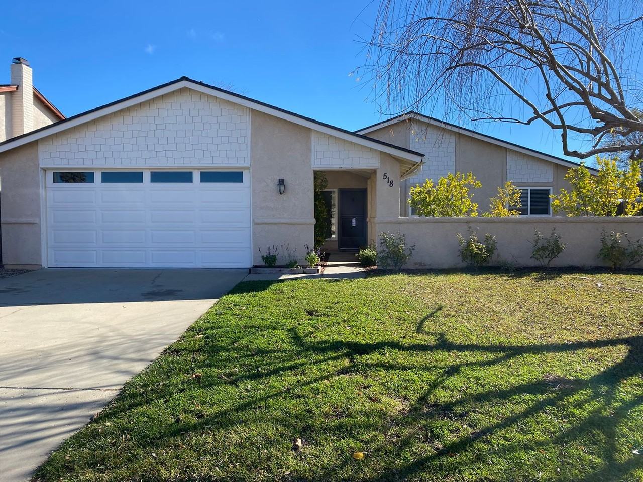 518 Irelan Dr - Photo 2 of 12