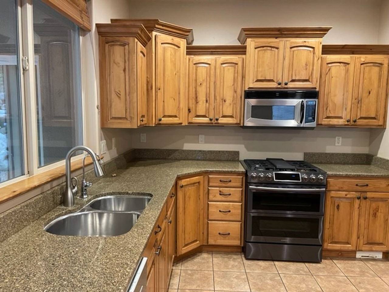 1140 E Fort Pierce Dr #35 - Photo 5 of 20
