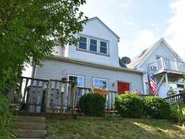 featured image of 1537 E North Ave