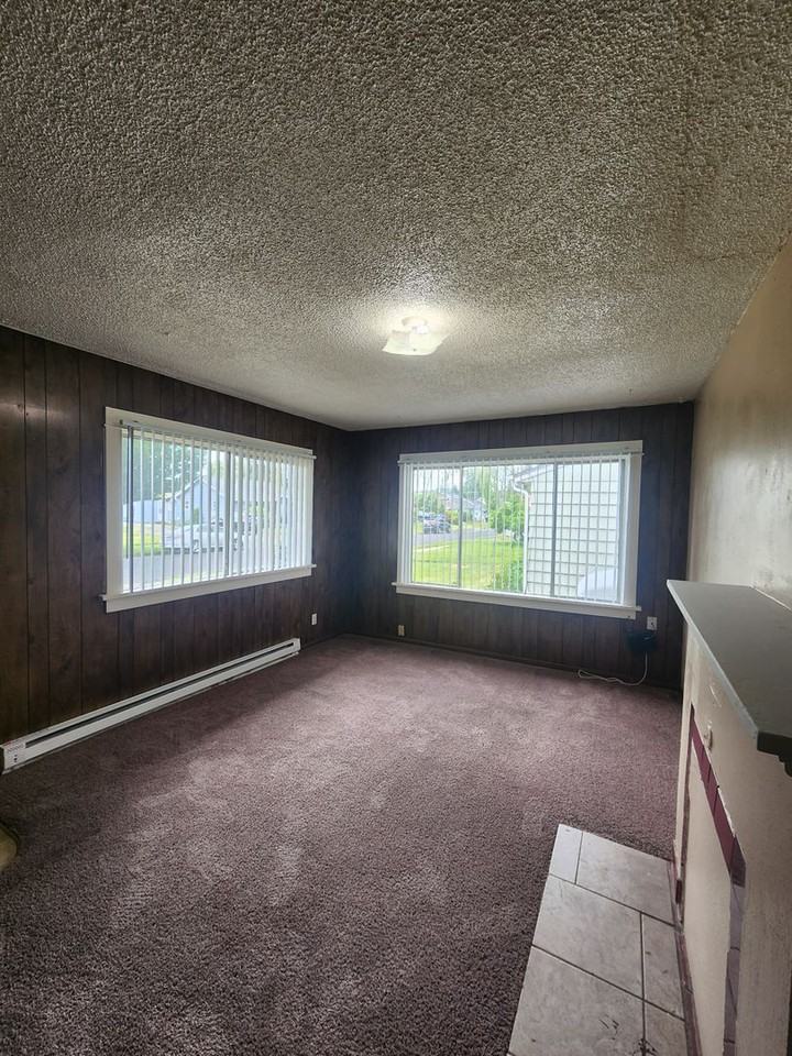 467 23rd Ave - Photo 3 of 12
