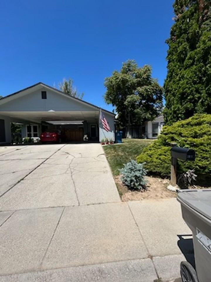 5148 W Clinton St - Photo 2 of 12