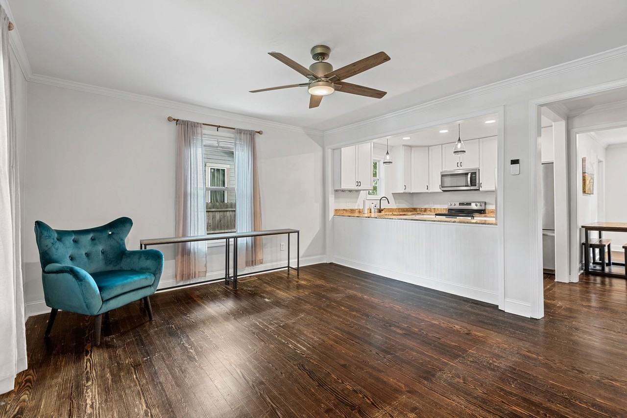 506 N Maple St - Photo 4 of 22