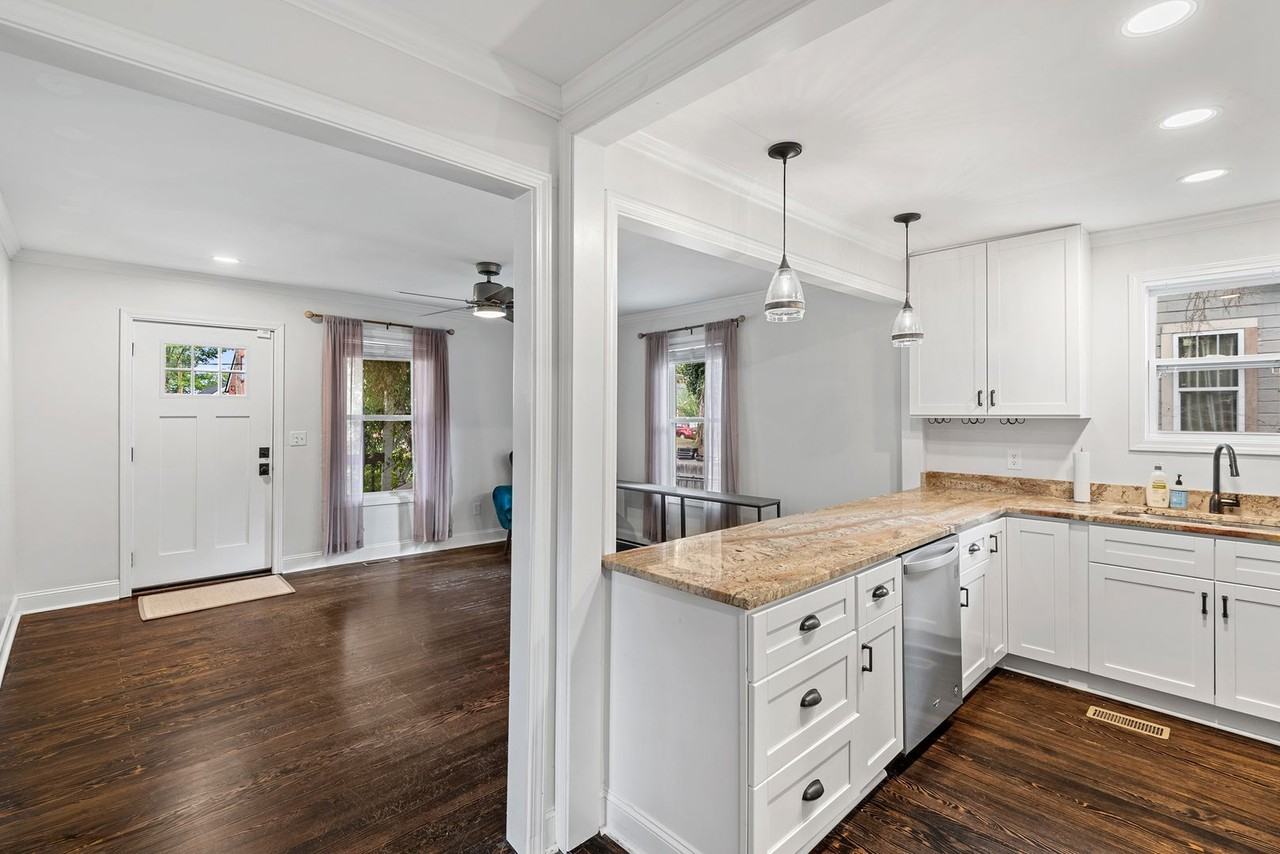 506 N Maple St - Photo 6 of 22