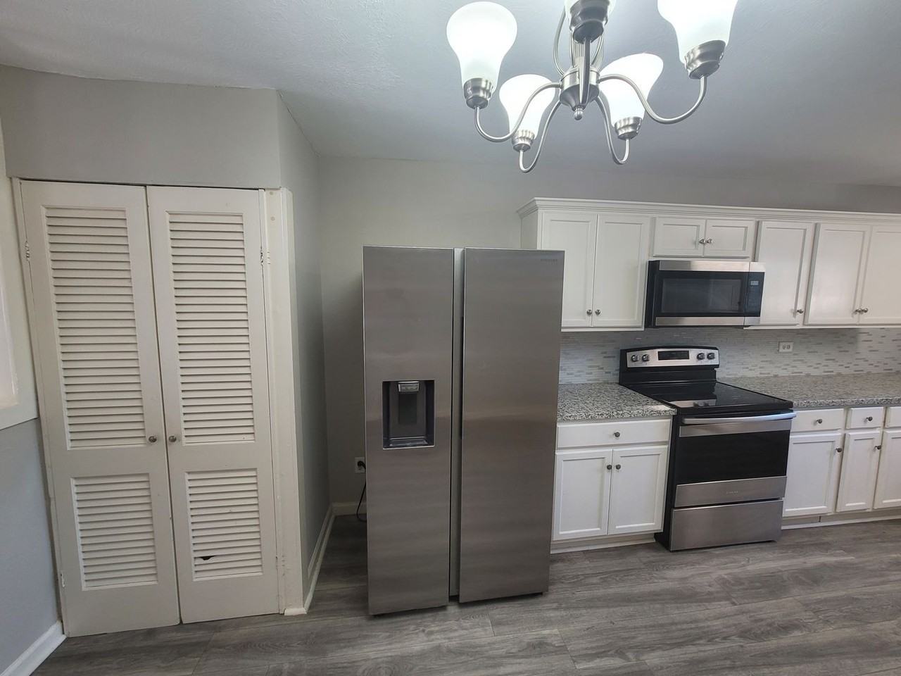 3919 Avenue O - Photo 7 of 30