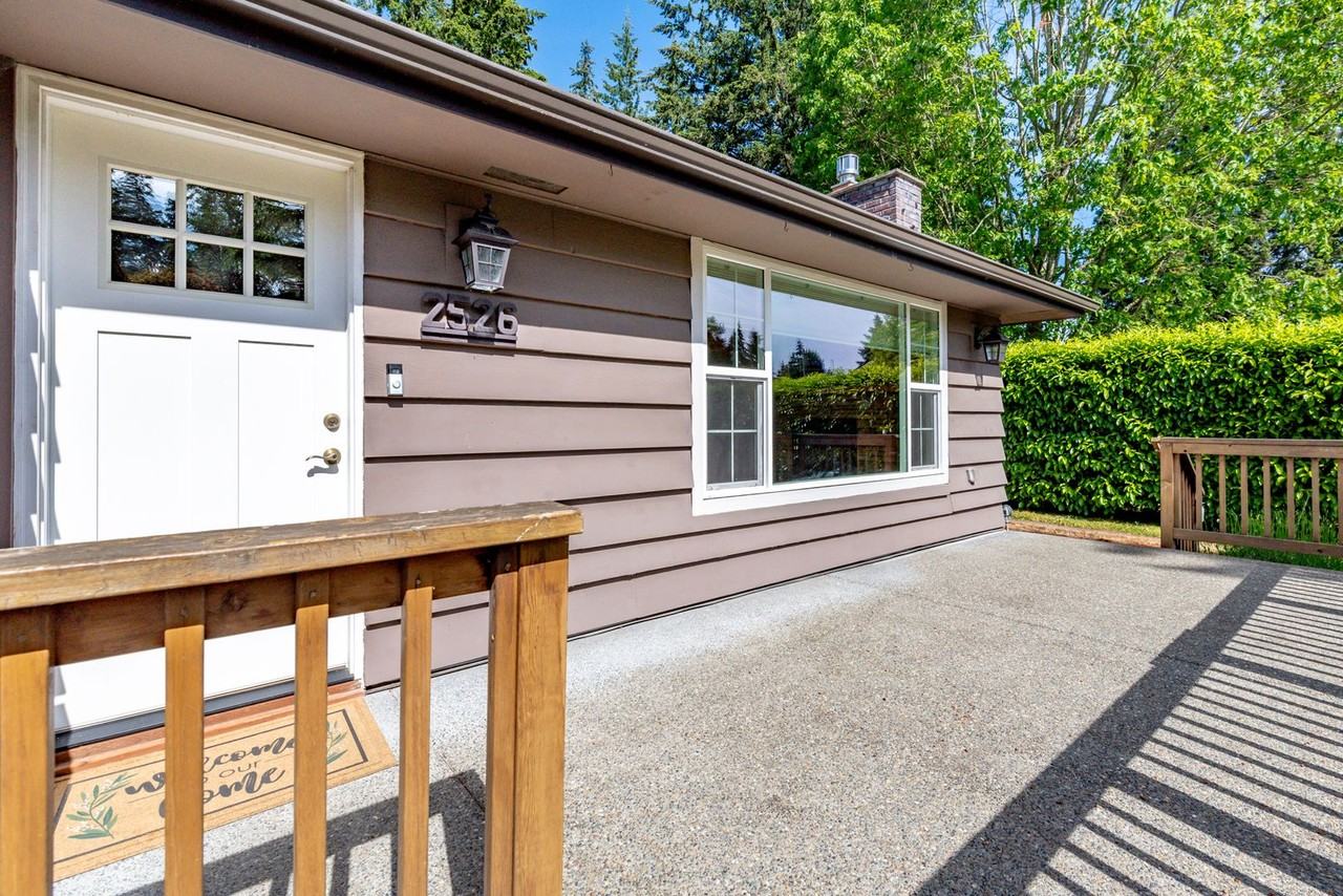 2526 112th Ave E - Photo 3 of 37