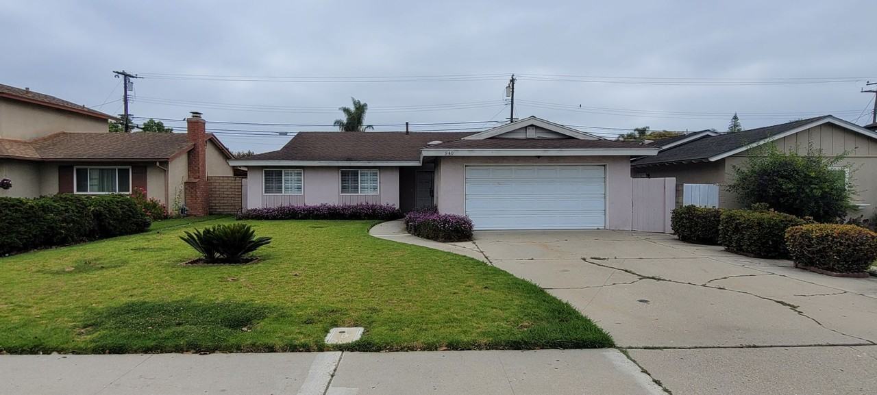 940 N H St - Photo 2 of 17
