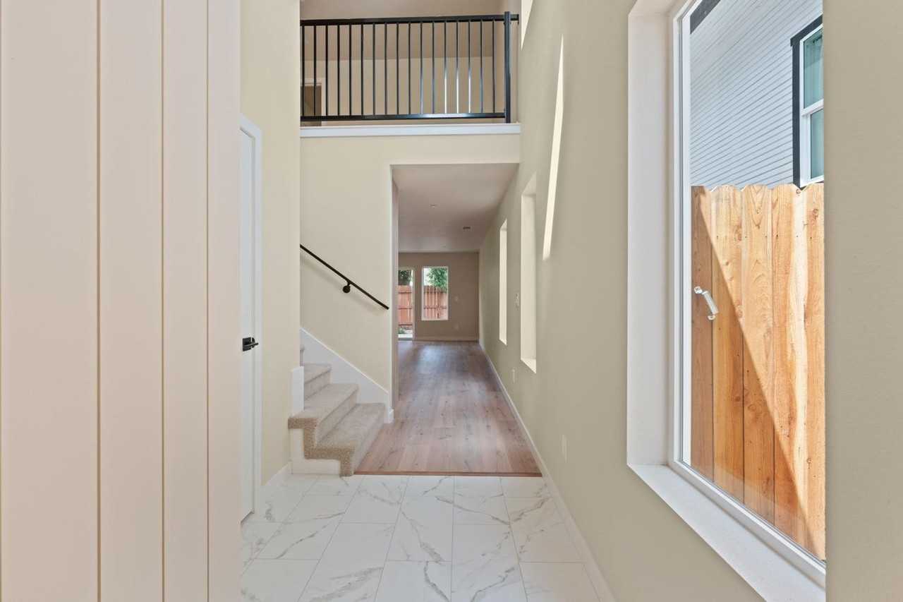 3019 8th Ave. - Photo 2 of 27