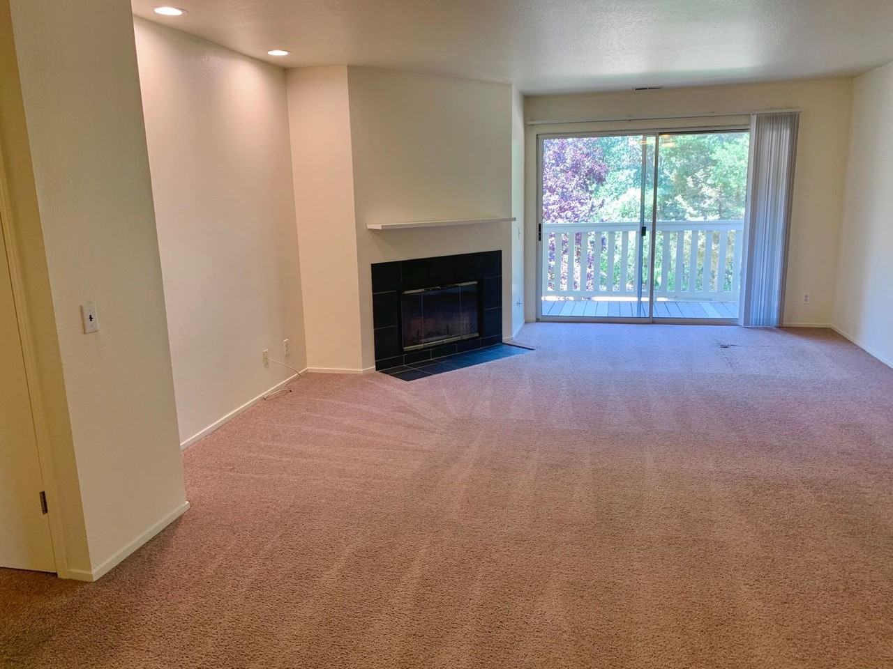 189 Tuscany Place - Photo 3 of 4