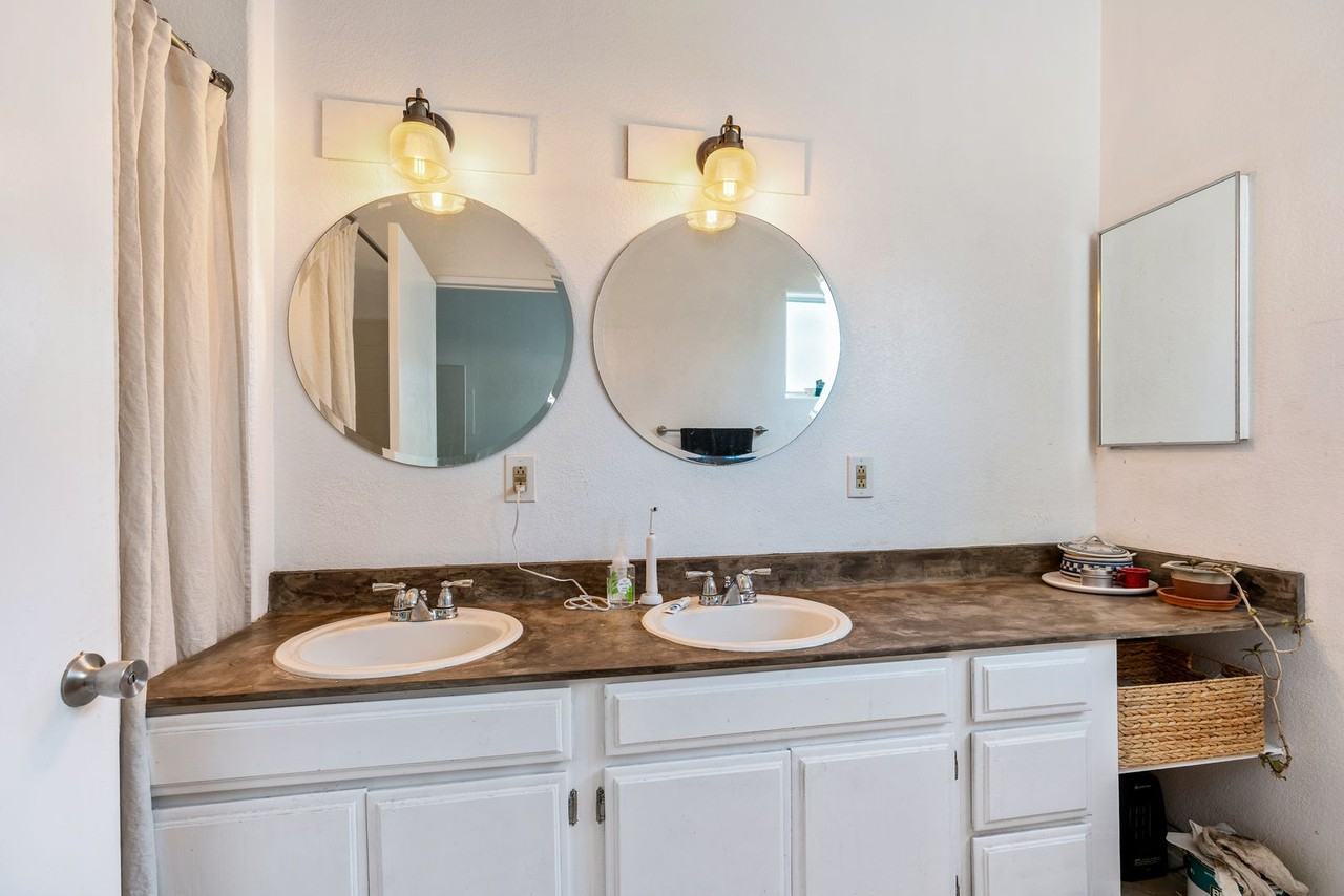 6140 Monterey Rd - Photo 5 of 10