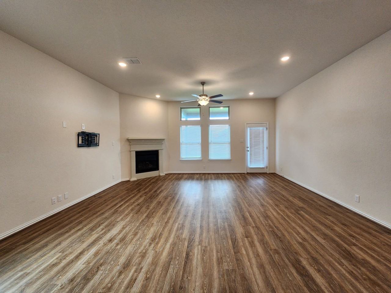 1647 Stone House - Photo 3 of 49