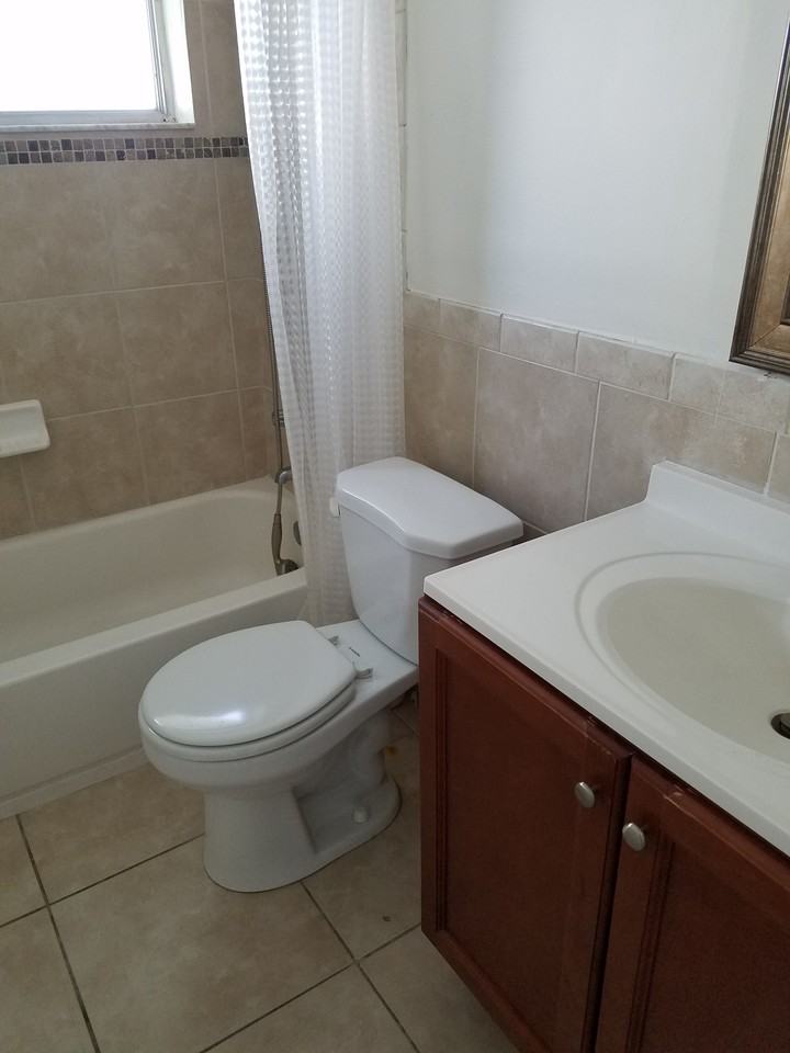 4934 Nw 55th Ct #NA - Photo 6 of 11