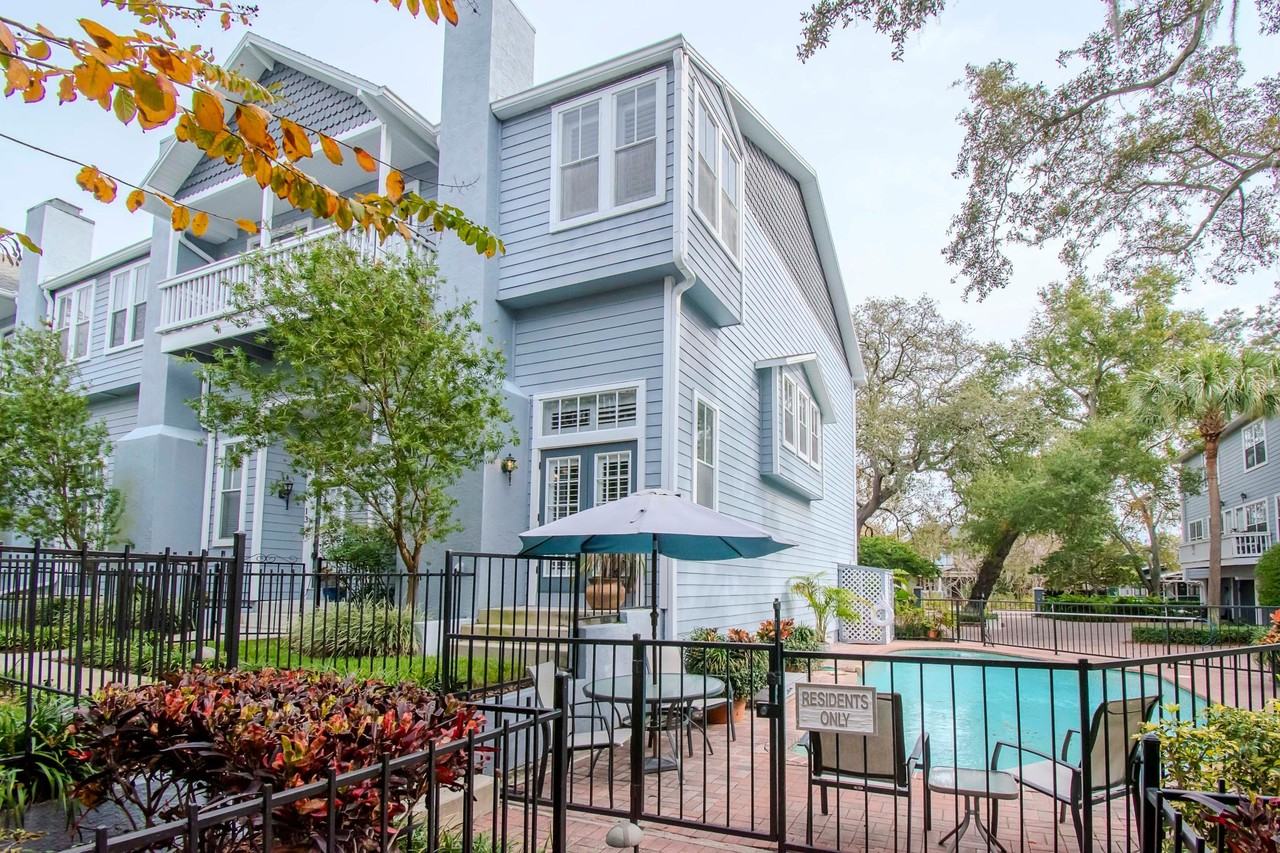 919 S Rome Ave #12 - Photo 2 of 18