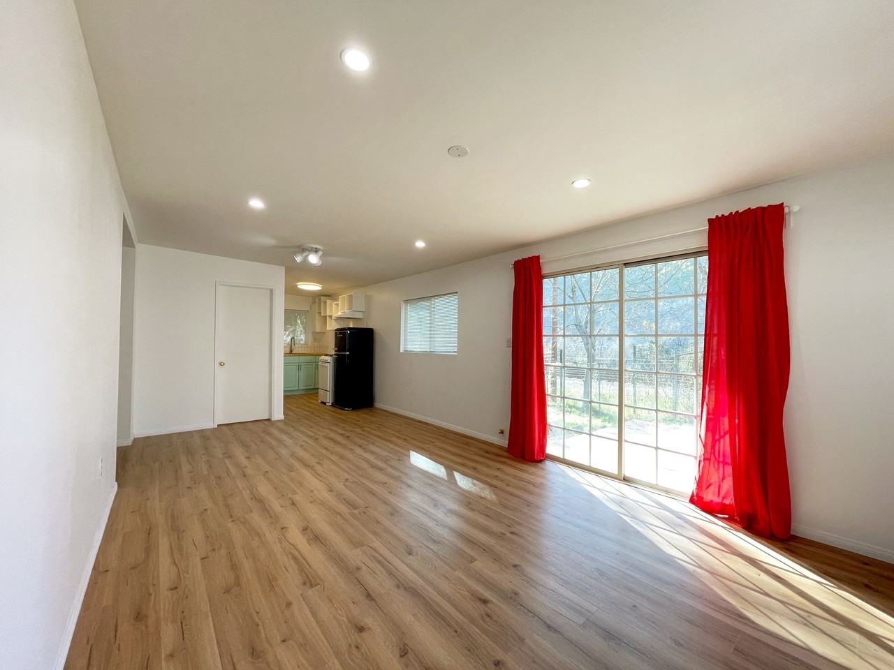 126 Hackett Pl #1-2 - Photo 6 of 37