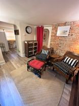 147 E Chestnut St #10 - Photo 1 of 1