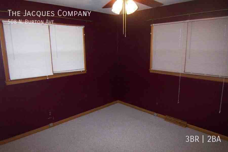 508 N Burton Ave - Photo 4 of 14