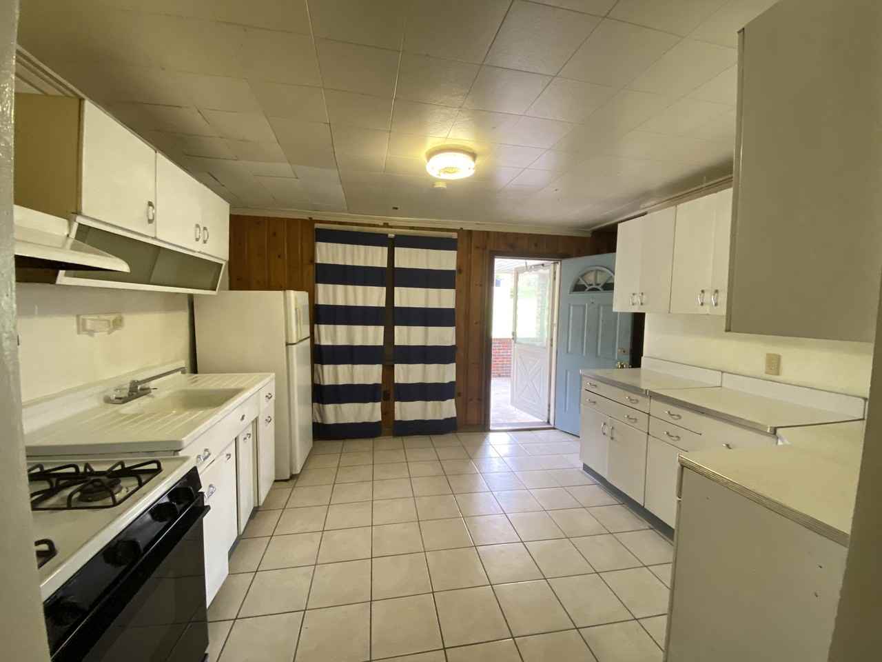 5206 Wilson Ct #NA - Photo 2 of 3