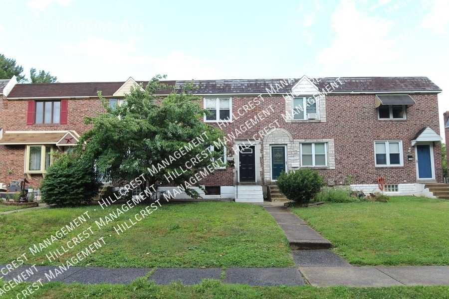 1038 Hopkins Ave - Photo 2 of 14