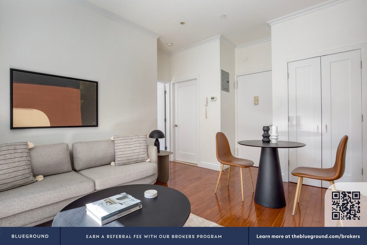 488 7th Avenue - Photo 5 of 24