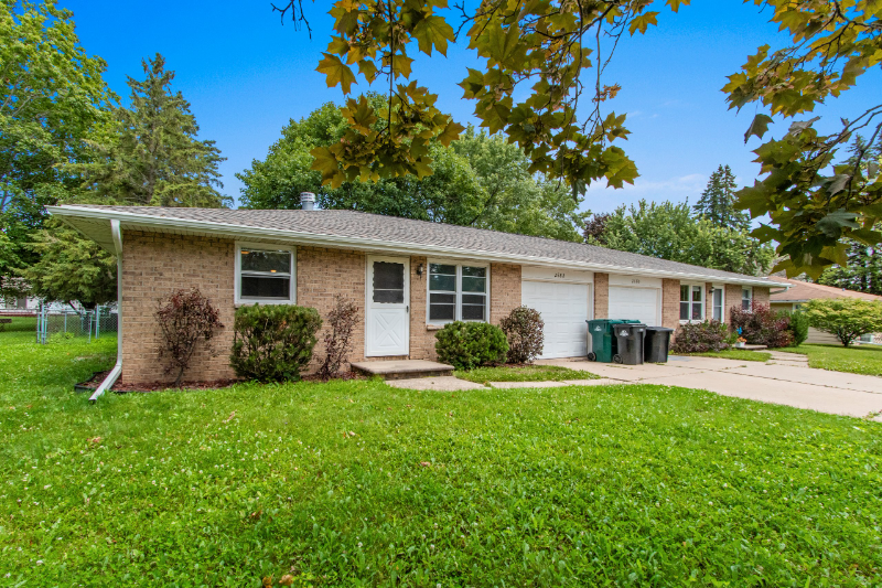 2682 Lavender Ln - Photo 2 of 29