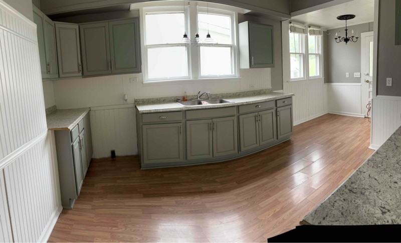 1029 N 5th St - Photo 3 of 8