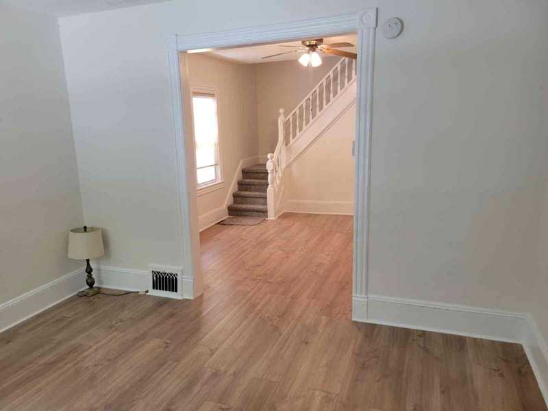 1341 Adams Ave - Photo 2 of 21