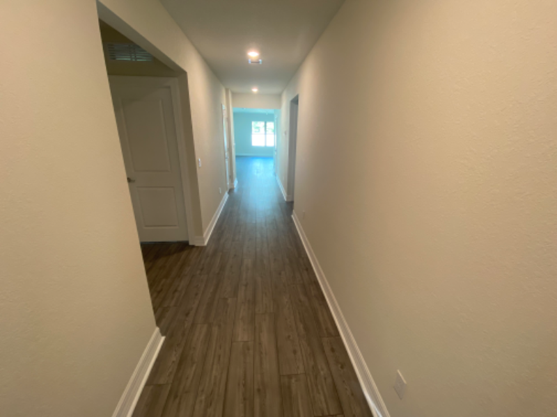 2931 Hibiscus Ave - Photo 2 of 20