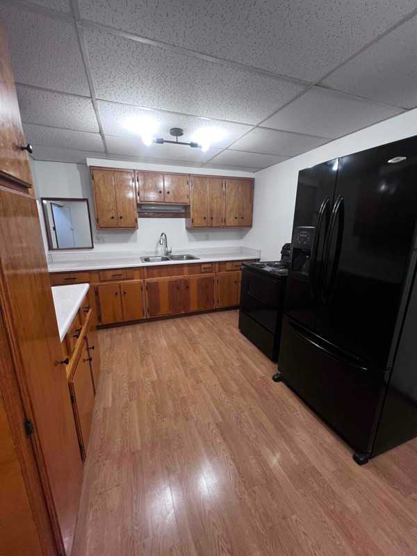 1720 Pool St - Photo 2 of 10