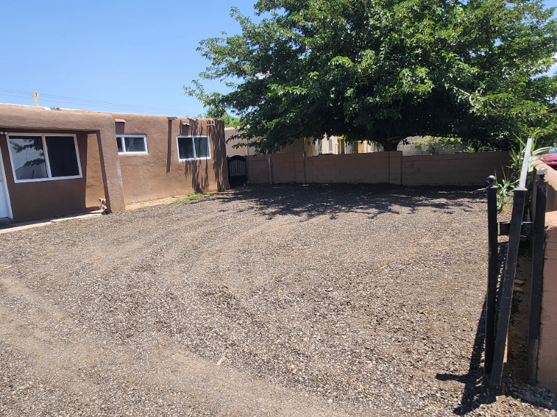 701 Valley High St Se - Photo 2 of 15