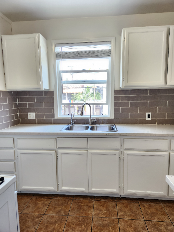 7964 Fountain Ave #7