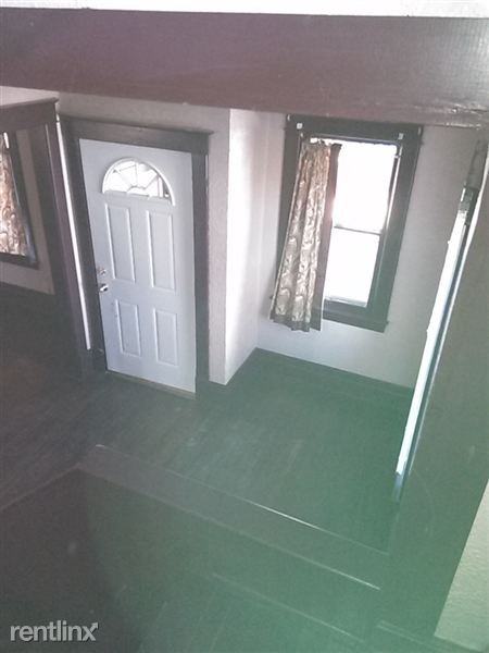 216 Old Orchard Pl - Photo 2 of 9