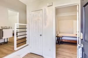 featured image of Gatewood Dr