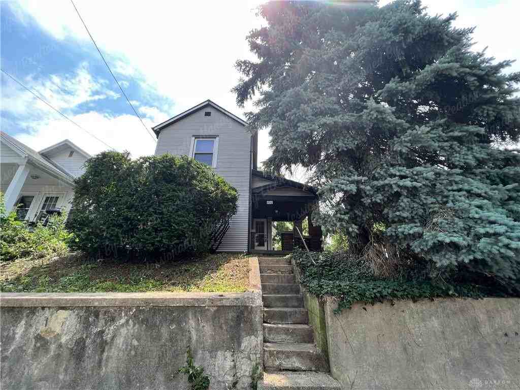 430 Livingston Ave, Dayton, OH 45410 3 Bedroom House for 1,175/month