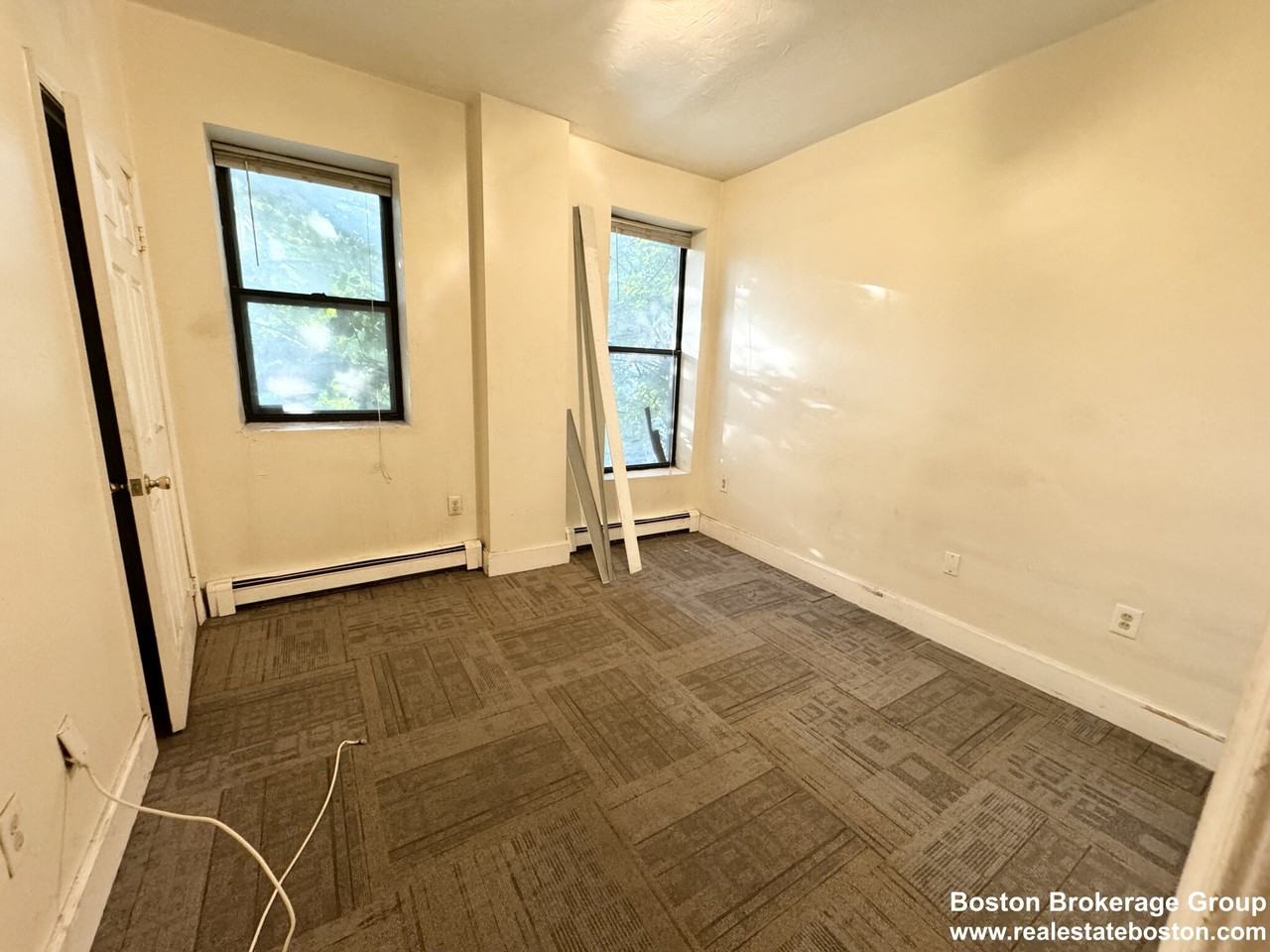 Ruggles St #1 - Photo 4 of 6