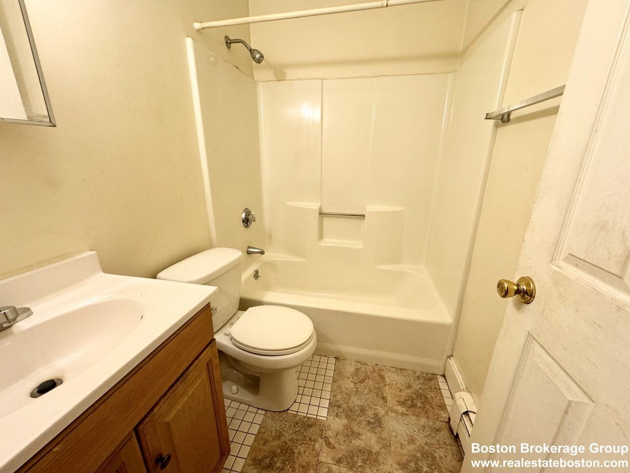 Ruggles St #1 - Photo 5 of 6