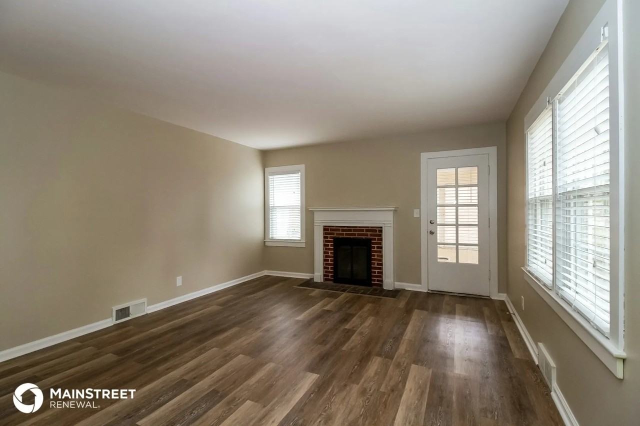 330 E Esplanade Ave - Photo 2 of 15