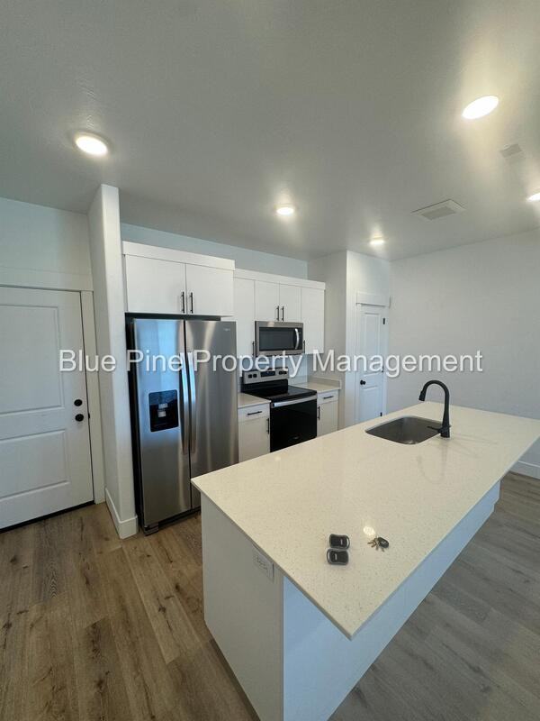 651 Southwest #1 - Photo 4 of 15