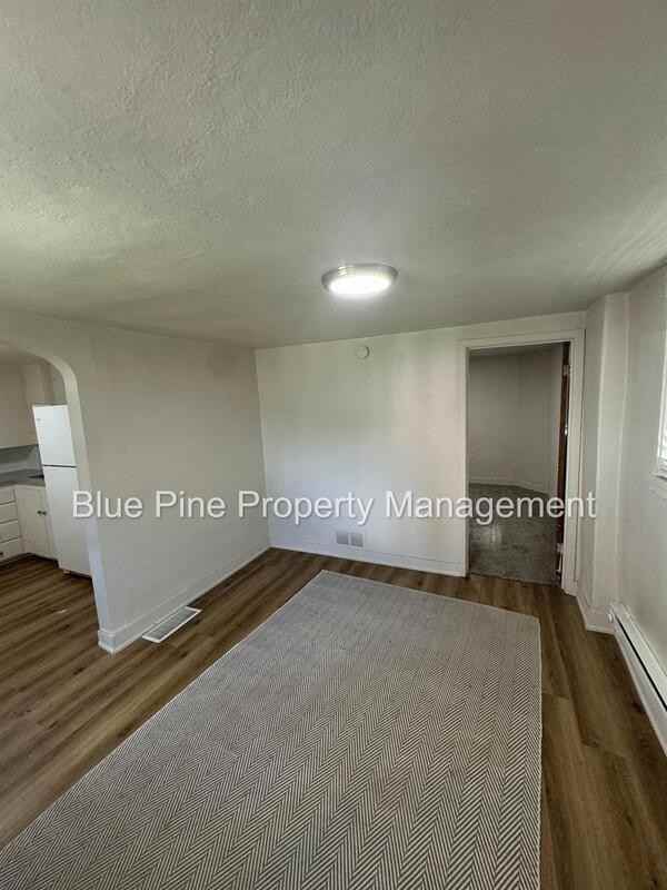 427 S Boulevard - Photo 2 of 8