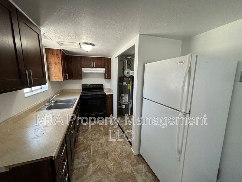 3359 Westsouth #3359WEST - Photo 5 of 12