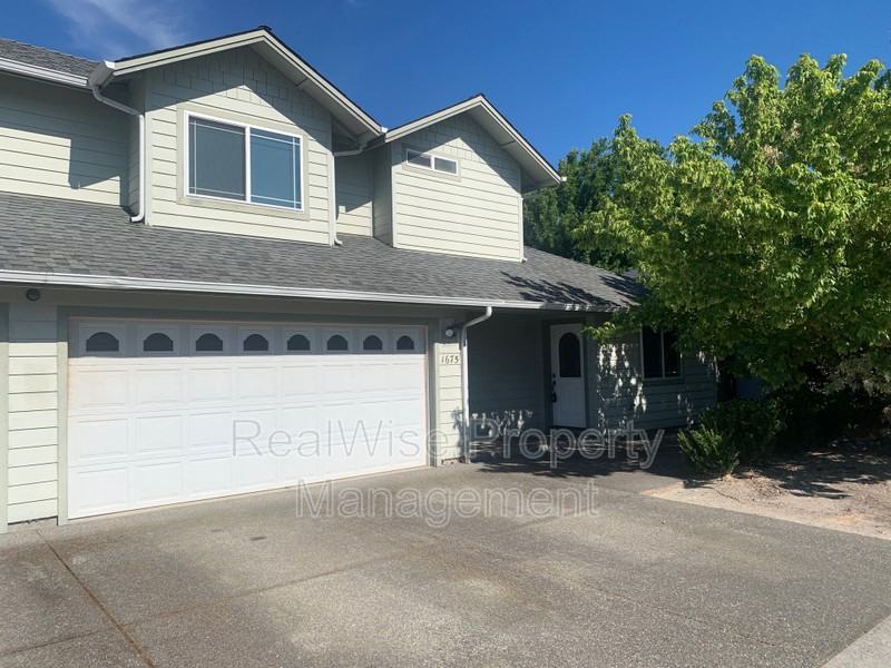 1673 George Tweed Blvd - Photo 2 of 16