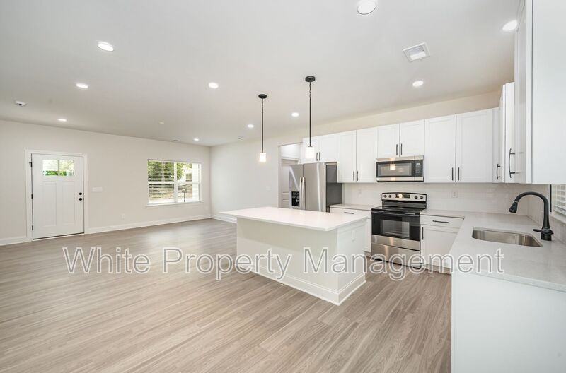 412 Hampton St - Photo 6 of 18