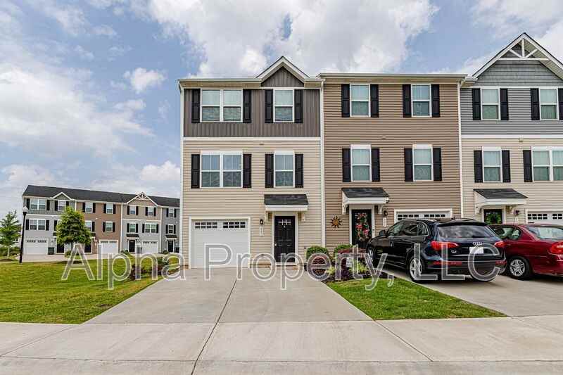 301 Parkridge Way