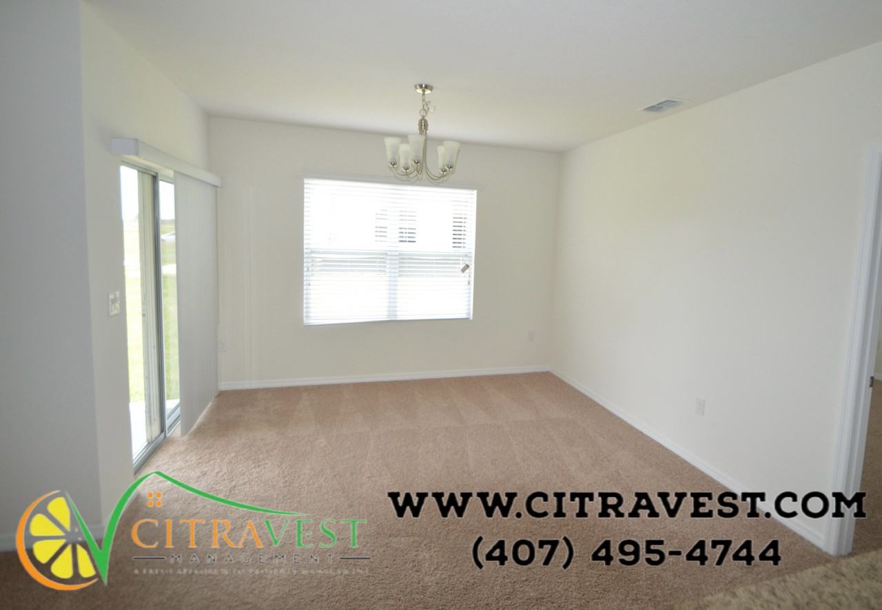 435 Squires Grove Dr - Photo 2 of 11