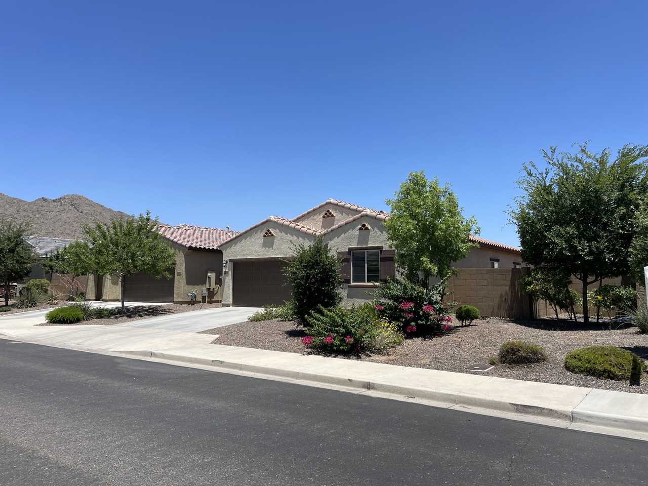 21354 W Monte Vista Rd - Photo 3 of 50
