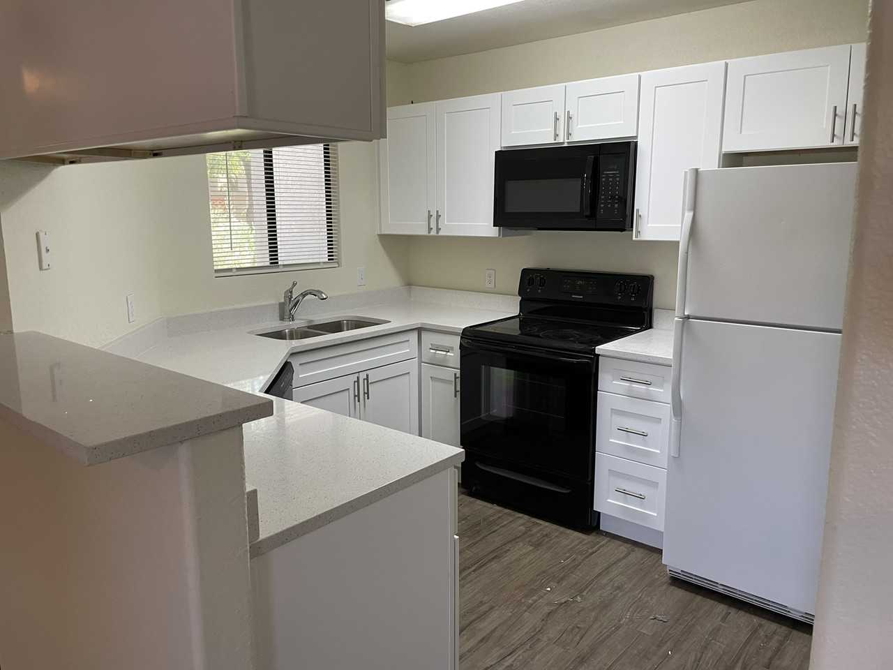 5751 N Kolb Rd #20102 - Photo 7 of 45