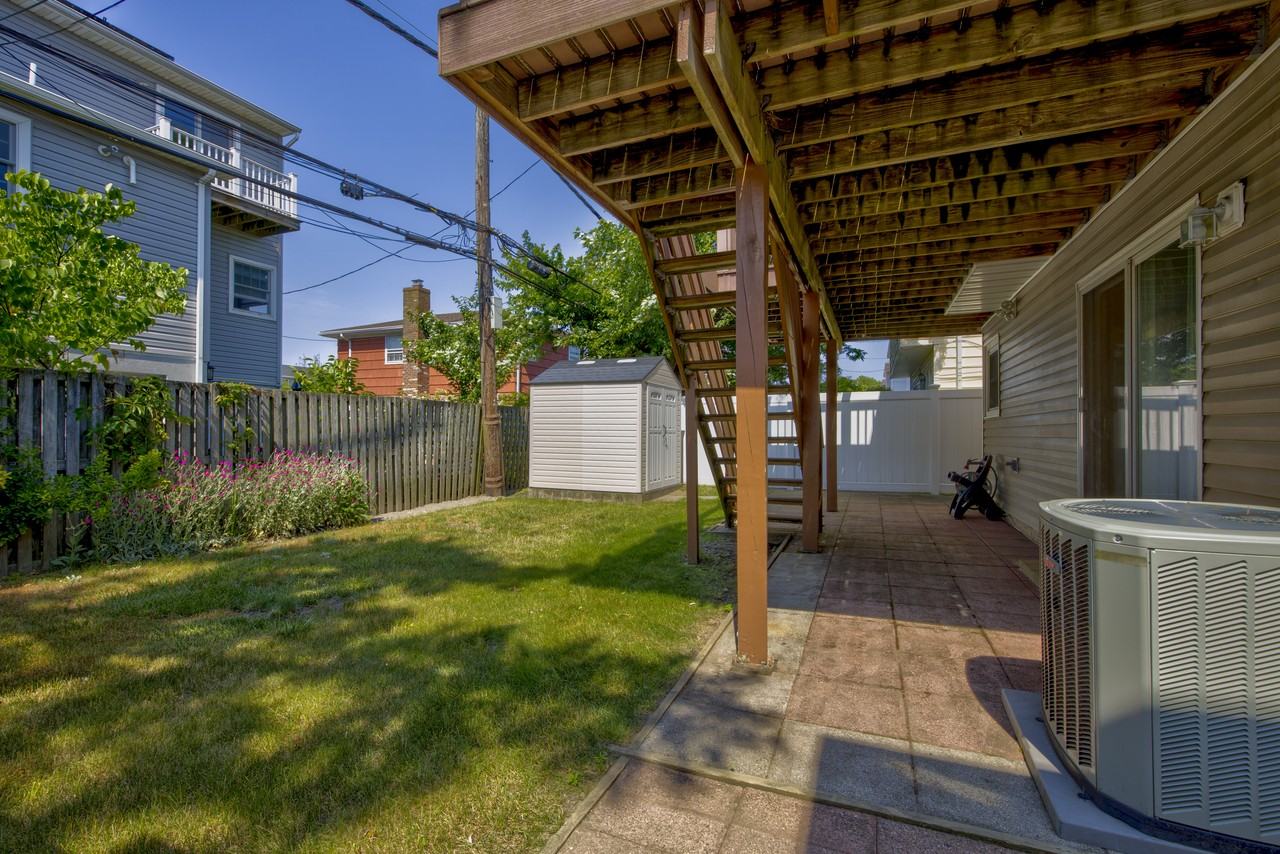 731 East Park Avenue #Main - Photo 3 of 21