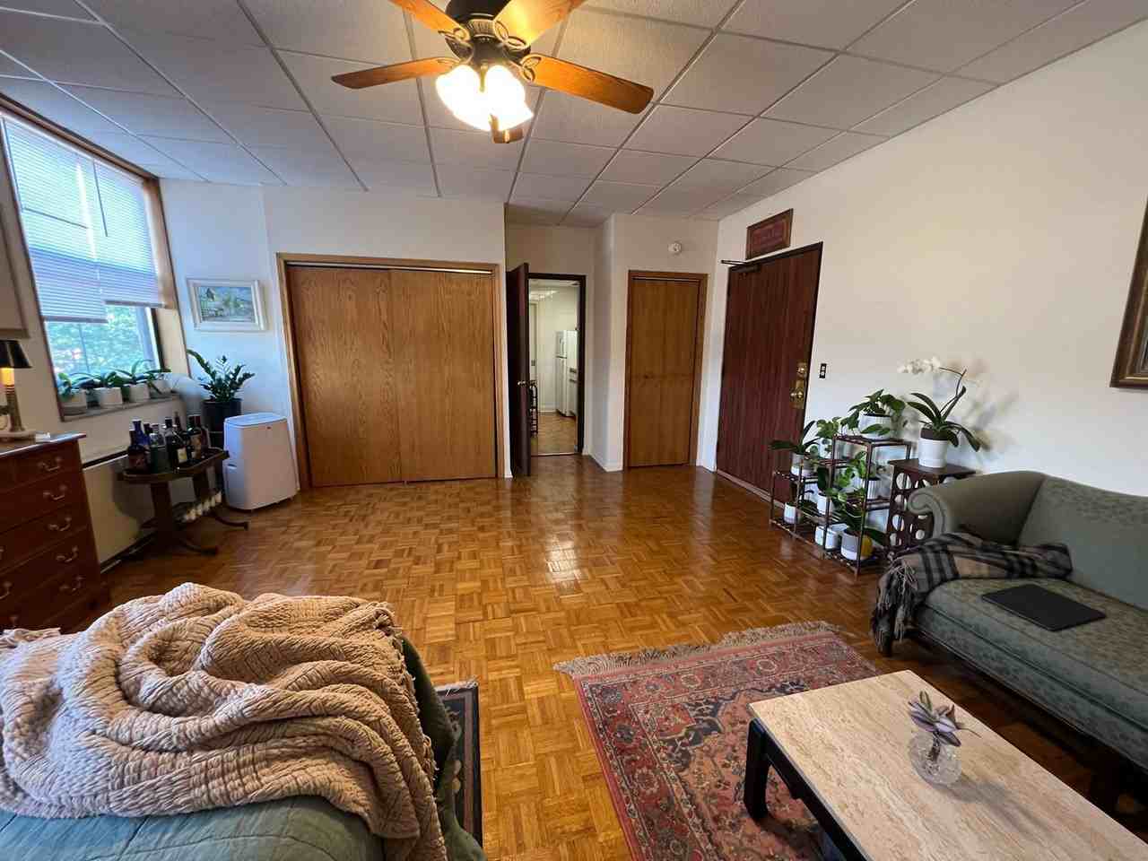 620 W. Belmont - Photo 5 of 35