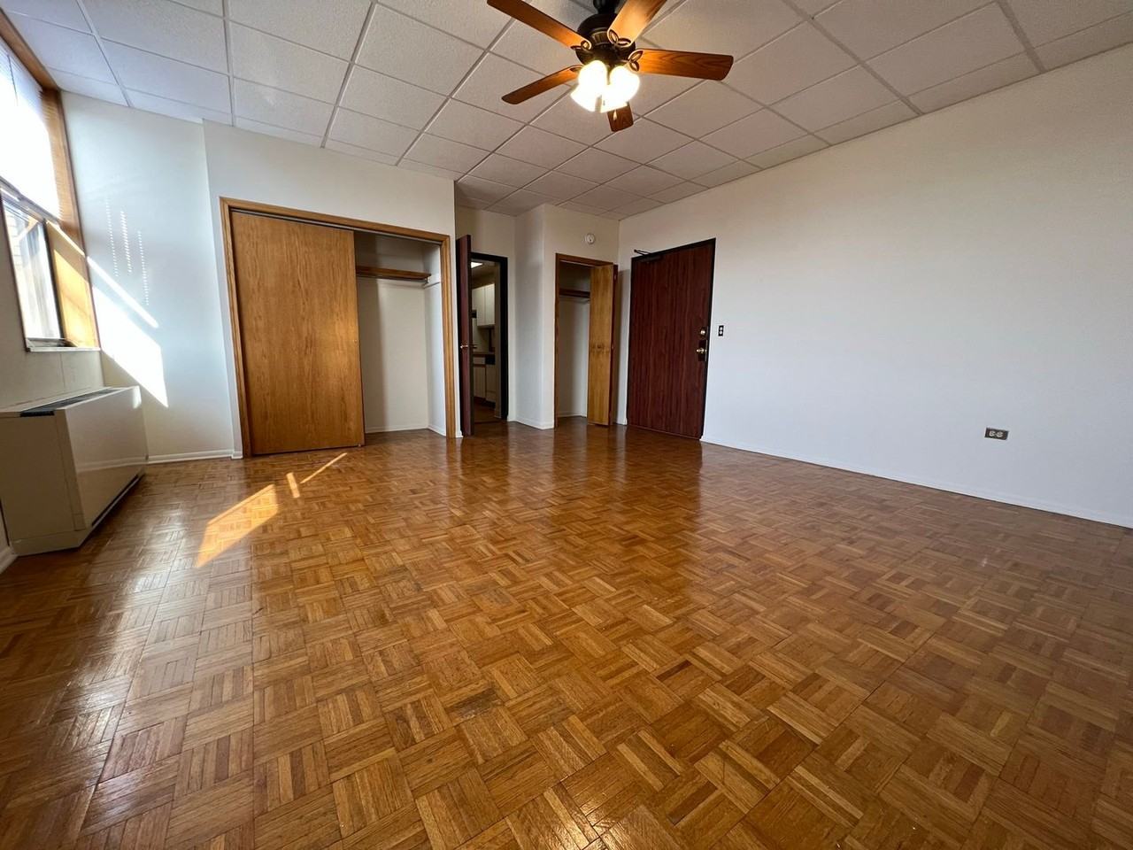 620 W. Belmont - Photo 6 of 35