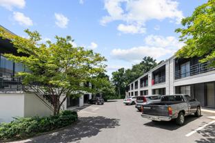 Fox Hall - Photo 1 of 1