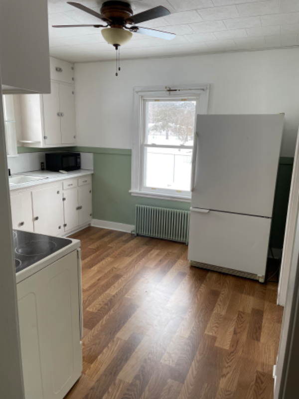 W583 Ash St - Photo 3 of 13